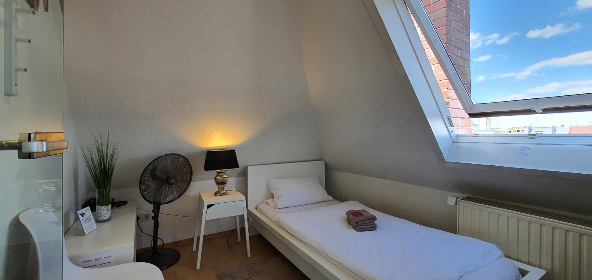 Colodging Mannheim - Private Rooms & Kitchen Exterior foto