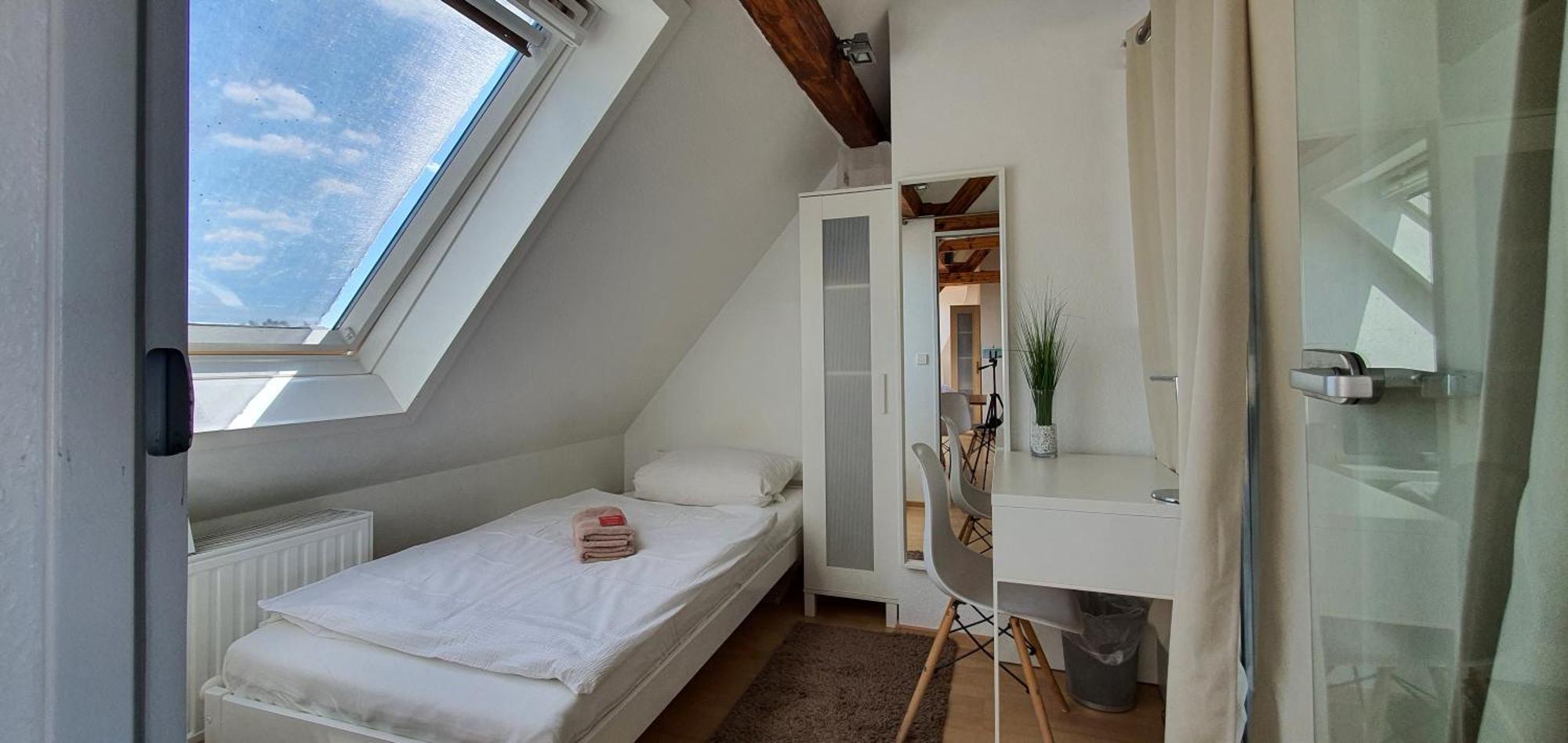 Colodging Mannheim - Private Rooms & Kitchen Exterior foto